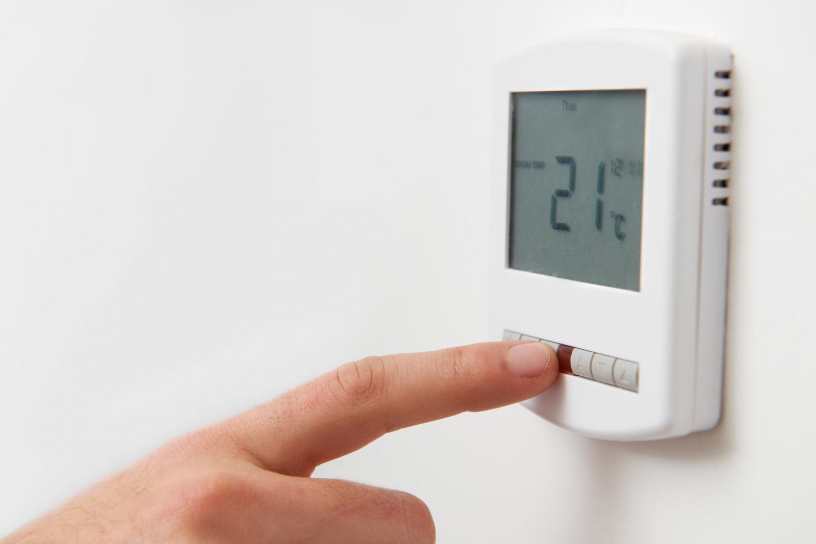 ako odstrániť nedostatky termostatu bez opravára