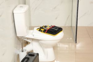 Výber a inštalácia WC dosky: Ako ju merať?
