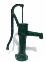 Ako funguje ručná pumpa na vodu a prečo sa oplatí mať ju doma?
