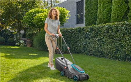 Gardena 14632-20 akumulátorová kosačka na trávu PowerMax 32/18V P4A