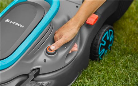 Gardena 14632-20 akumulátorová kosačka na trávu PowerMax 32/18V P4A