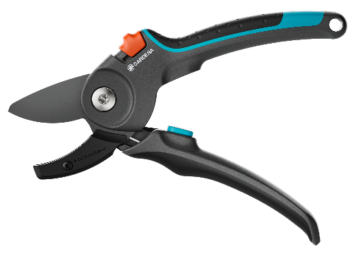 Gardena 12250-20 záhradné nožnice PremiumCut Pro, suché drevo, nákovkové