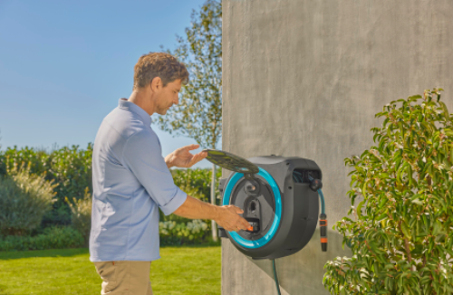 Gardena 18640-20 akumulátorový nástenný box na hadicu PowerRoll XL