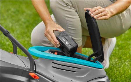 Gardena 14632-20 akumulátorová kosačka na trávu PowerMax 32/18V P4A