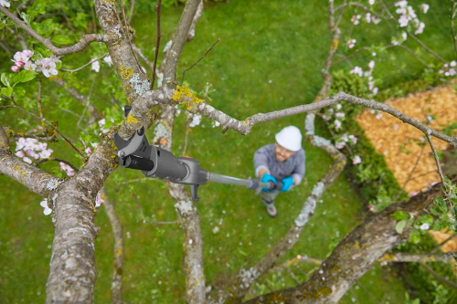 Gardena 14776-20 akumulátorová teleskopická strihacia kopija HighCut 360/18V P4A