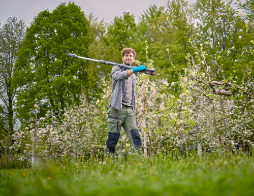 Gardena 14776-20 akumulátorová teleskopická strihacia kopija HighCut 360/18V P4A