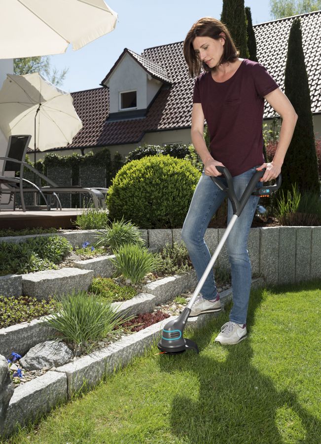 Gardena 9822-20 akumulátorový trimmer SmallCut Li-23R